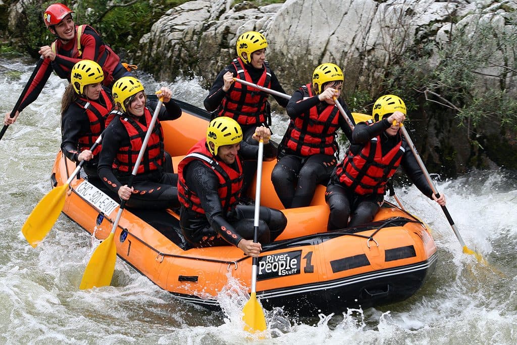 Plan B si llueve: cómo planificamos jornadas outdoor en Galicia